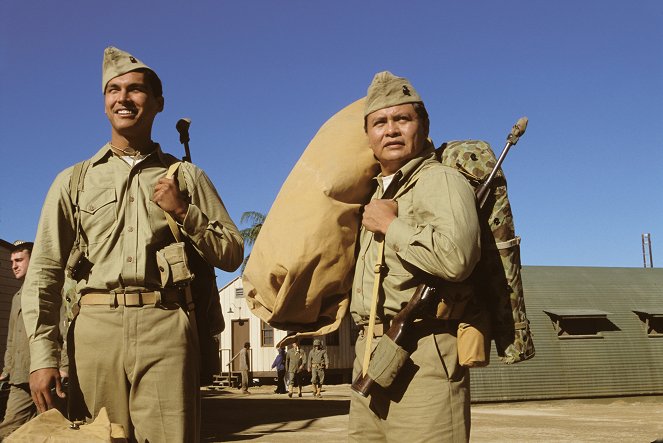 Kód Navajo - Z filmu - Adam Beach, Roger Willie