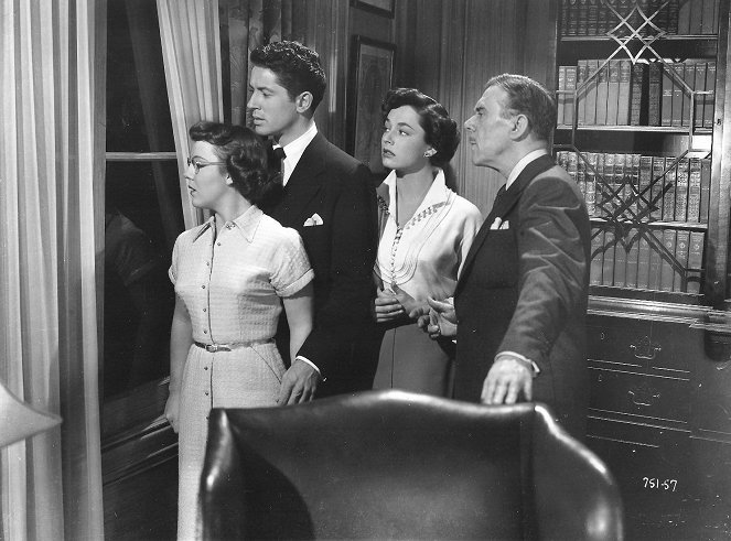 Cizinci ve vlaku - Z filmu - Patricia Hitchcock, Farley Granger, Ruth Roman, Leo G. Carroll