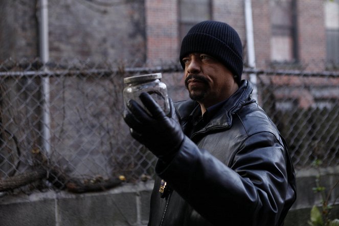 Zákon a pořádek: Útvar pro zvláštní oběti - Possessed - Z filmu - Ice-T