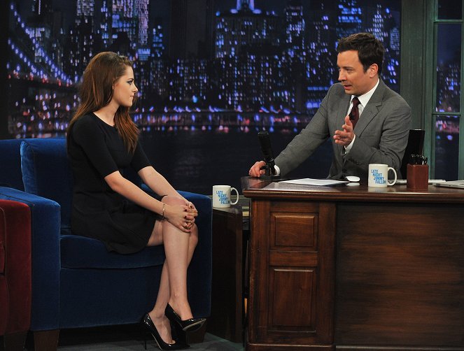 Late Night with Jimmy Fallon - Photos - Kristen Stewart, Jimmy Fallon