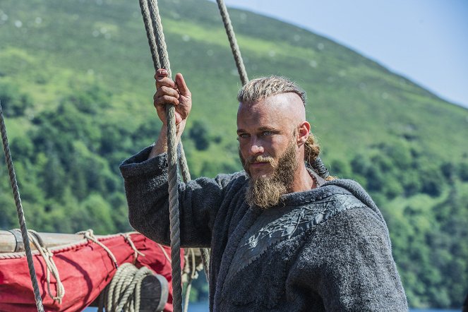 Vikingové - Série 2 - Válka bratrů - Z filmu - Travis Fimmel