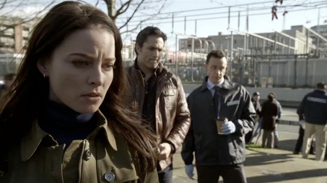 Continuum - Second Truths - Z filmu - Rachel Nichols, Victor Webster