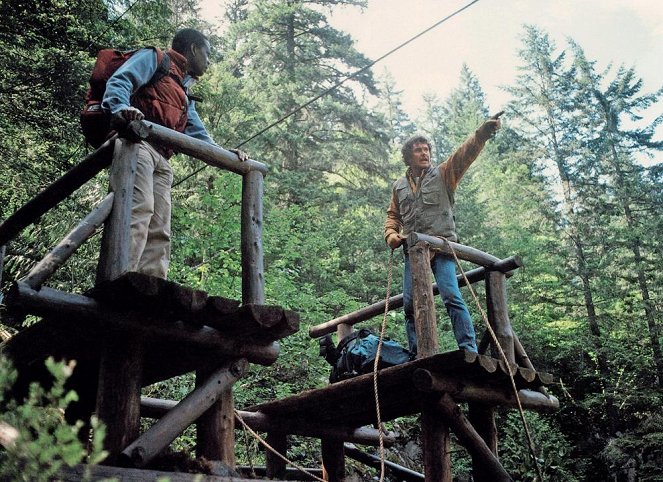 Smrt v patách - Z filmu - Sidney Poitier, Tom Berenger