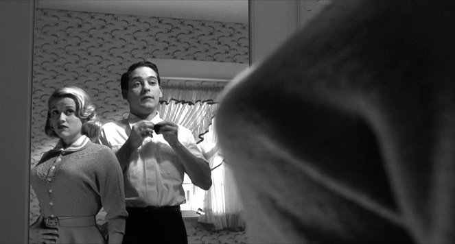 Pleasantville: Městečko zázraků - Z filmu - Reese Witherspoon, Tobey Maguire