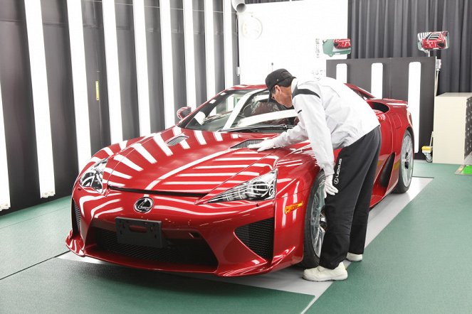 Továrny dneška: Lexus LFA - Z filmu