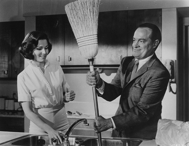 Bachelor in Paradise - Z filmu - Paula Prentiss, Bob Hope