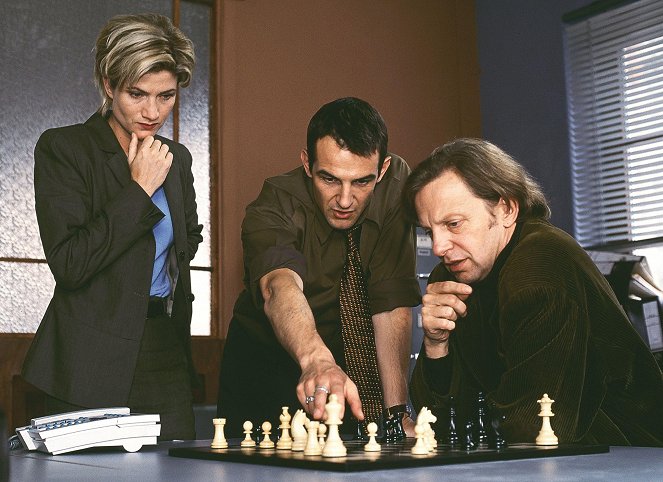 Specialisté na vraždy - Šachista - Z filmu - Astrid M. Fünderich, Hans-Werner Meyer, Hans Kremer