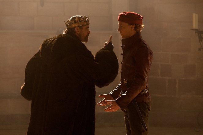 V kruhu koruny - Jindřich IV. (1. díl) - Z filmu - Jeremy Irons, Tom Hiddleston