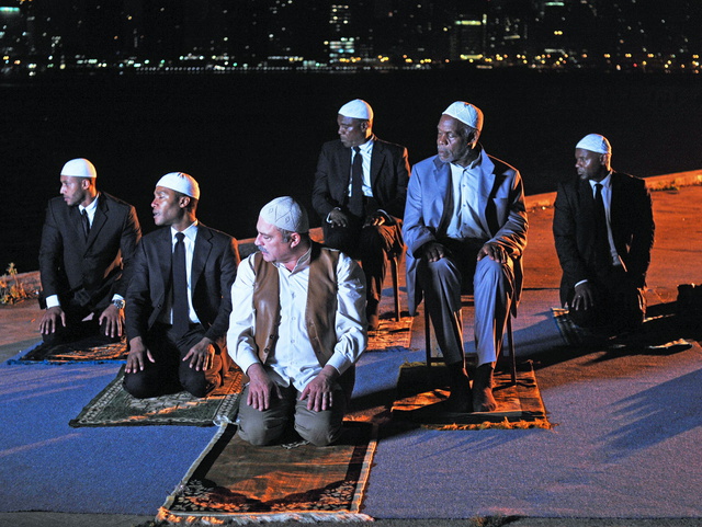 New York’ta Beş Minare - Z filmu - Haluk Bilginer, Danny Glover