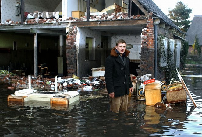 Die Nacht der großen Flut - Z filmu - Florian Lukas