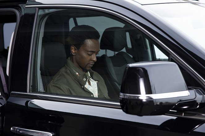 Proof - Private Matters - Z filmu - Edi Gathegi