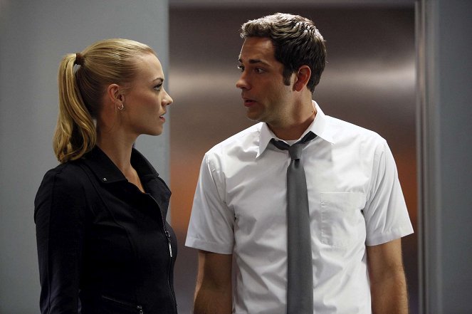 Chuck - Chuck a prsten se zirkonem - Z filmu - Yvonne Strahovski, Zachary Levi