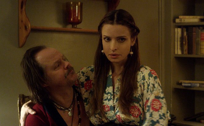 We Are Still Here - Z filmu - Larry Fessenden, Lisa Marie