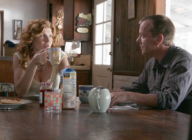 Connie Britton, Kiefer Sutherland