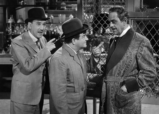 Abbott a Costello potkávají dr. Jekylla a pana Hydea - Z filmu - Bud Abbott, Lou Costello, Boris Karloff