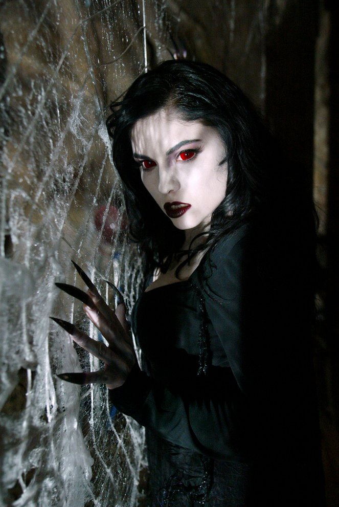 Čarodějky - Pavoučí démonka - Z natáčení - Jodi Lyn O'Keefe