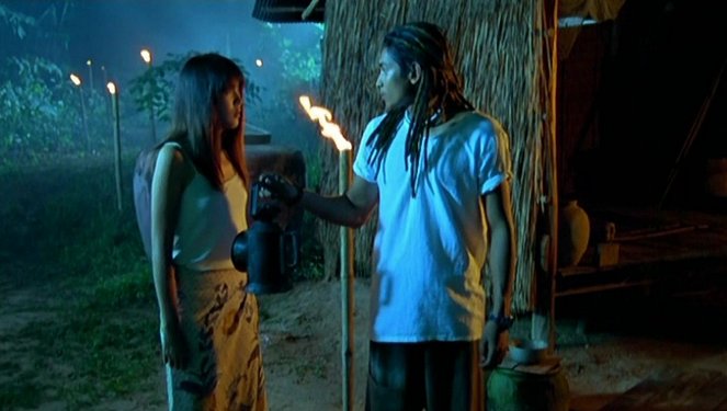 Phii seua samut - Z filmu - Supatchaya Reunreung, Than Thanakorn