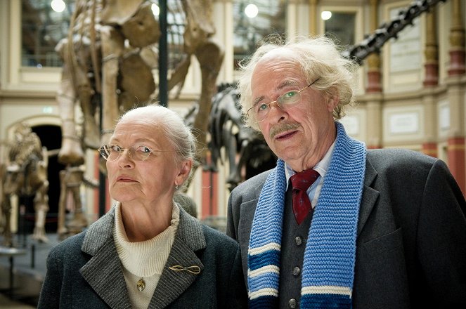 Dinosaurier - Gegen uns seht ihr alt aus! - Z filmu - Eva-Maria Hagen, Ezard Haußmann