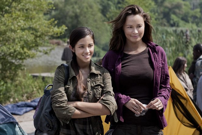 Live and Learn - Seychelle Gabriel, Moon Bloodgood