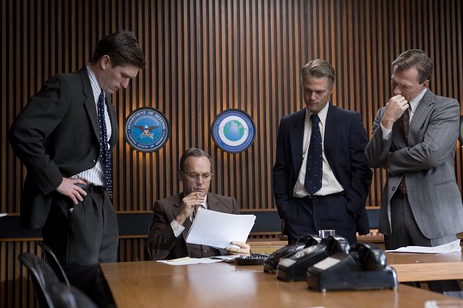 V síti CIA - Z filmu - Michael Keaton, Chris O'Donnell