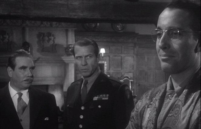 The Traitor - Z filmu - Donald Wolfit, Christopher Lee
