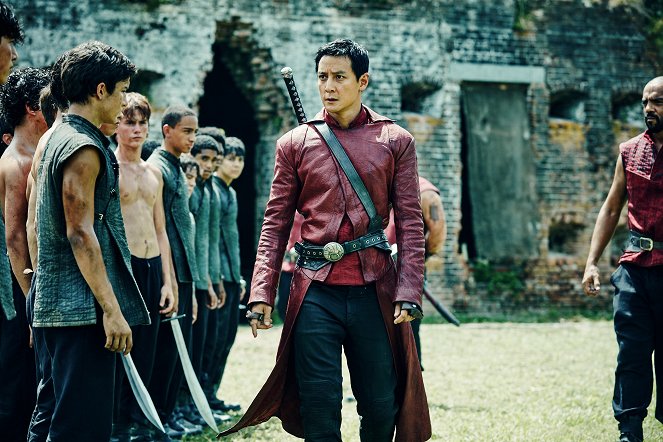 Into the Badlands - Série 1 - Z filmu - Aramis Knight, Daniel Wu