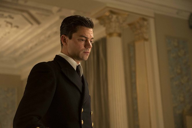 Fleming - Episode 3 - Z filmu - Dominic Cooper