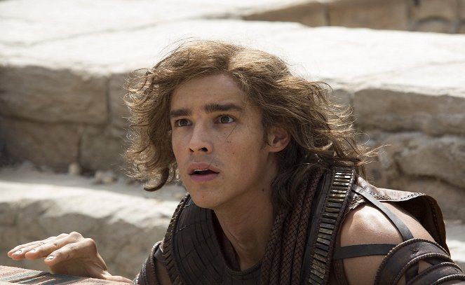 Bohové Egypta - Z filmu - Brenton Thwaites