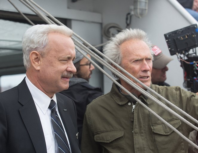 Sully: Zázrak na řece Hudson - Z natáčení - Tom Hanks, Clint Eastwood