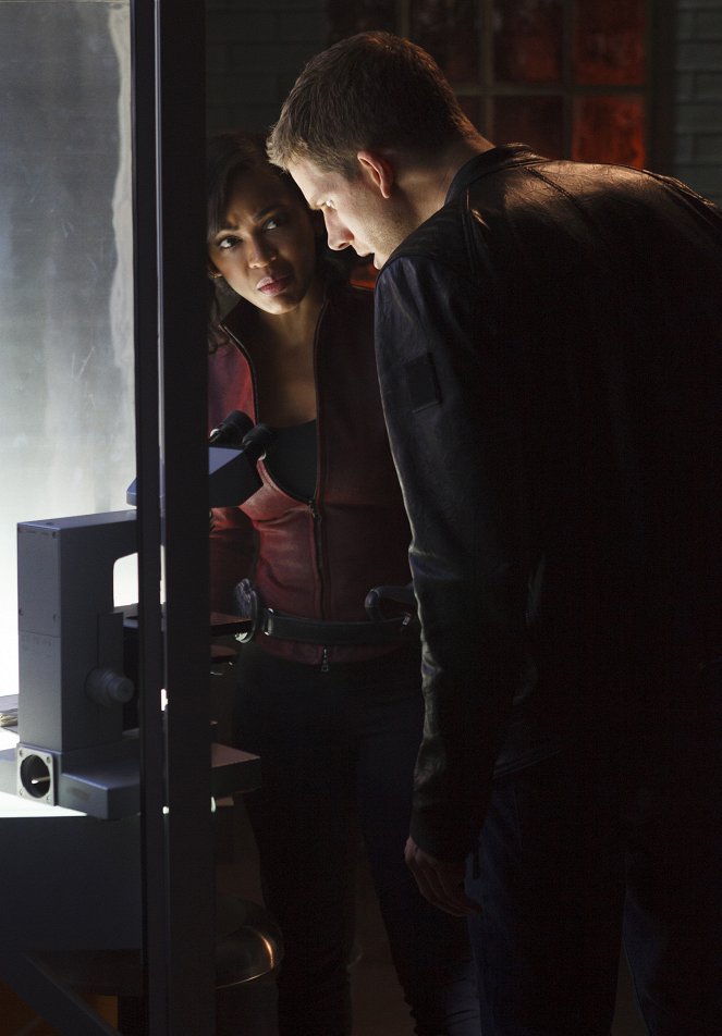 Minority Report - Memento Mori - Z filmu - Meagan Good, Stark Sands