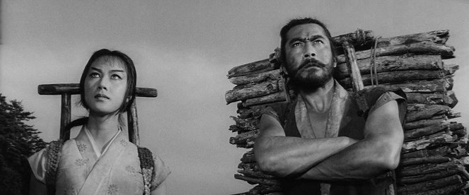 Tři zločinci ve skryté pevnosti - Z filmu - Misa Uehara, Toširó Mifune