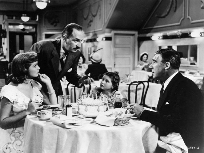 Janet Leigh, Keenan Wynn, Donna Corcoran, Paul Douglas