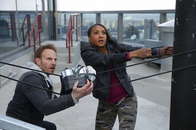 Ian Ziering, Vivica A. Fox