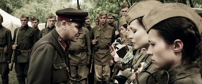 Bitva o Sevastopol - Z filmu - Vitalij Lineckij, Julija Pěresild