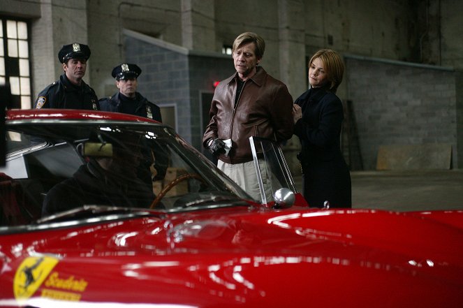 Zákon a pořádek: Zločinné úmysly - Smrt v červeném Ferrari - Z filmu - Kathryn Erbe