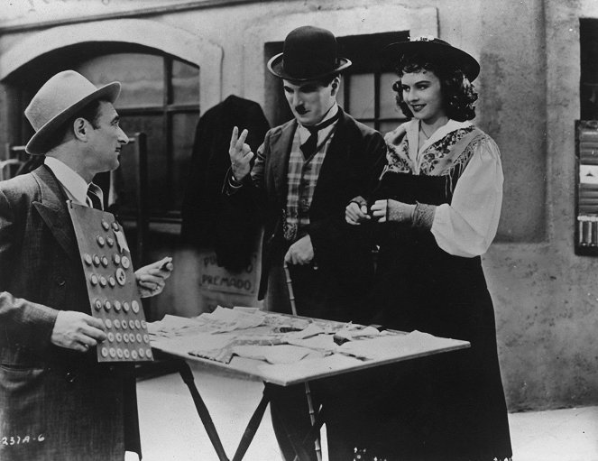 Diktátor - Z filmu - Charlie Chaplin, Paulette Goddard