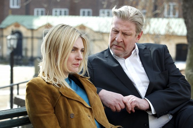 Den fördömde - Fjärde fallet - Z filmu - Moa Silén, Rolf Lassgård