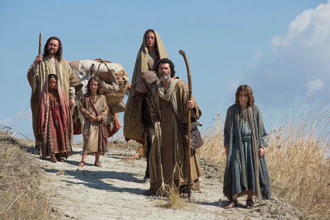 Mladý Mesiáš - Z filmu - Christian McKay, Adam Greaves-Neal, Sara Lazzaro