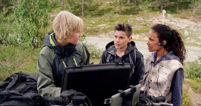 Trio - Emma in Gefahr - Z filmu - Bjørnar Lysfoss Hagesveen, Oskar Lindquist, Naomi Hasselberg Thorsrud