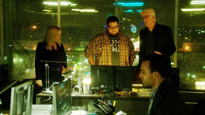 Kriminálka: Oddělení kybernetiky - Flash Squad - Z filmu - Patricia Arquette, Charley Koontz, Ted Danson