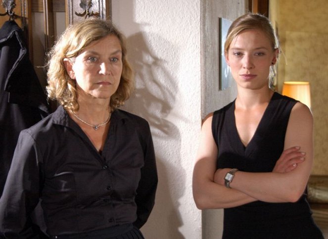 Místo činu - Série 37 - Gebrochene Herzen - Z filmu - Marita König, Sandra Borgmann