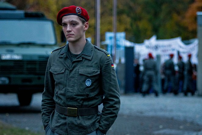 Deutschland 83 - Bold Guard - Z filmu - Jonas Nay