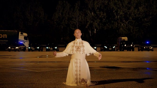 Mladý papež - Epizoda 8 - Z filmu - Jude Law