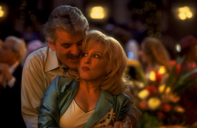 Dennis Farina, Bette Midler