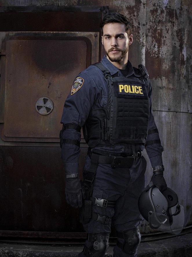 Containment - Promo - Chris Wood