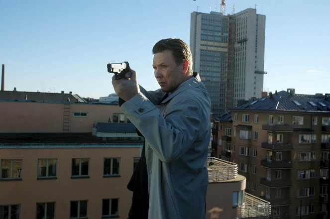 Stíny nad Stockholmem - Série 3 - Skarpt läge - Z filmu - Mikael Persbrandt