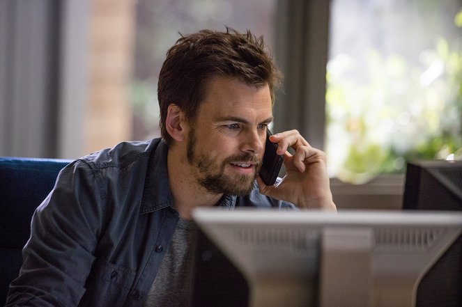 Tommy Dewey