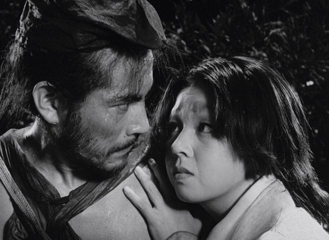 Rašómon - Z filmu - Toširó Mifune, Mačiko Kjó