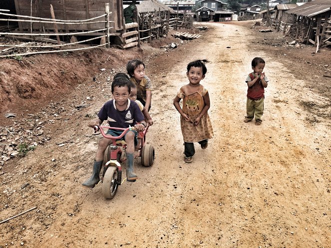 Na cestě - Na cestě po myanmarském Loikaw - Z filmu