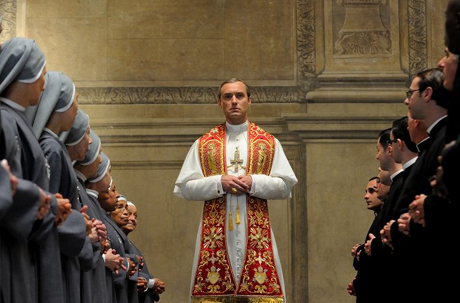 Mladý papež - Epizoda 1 - Z filmu - Jude Law